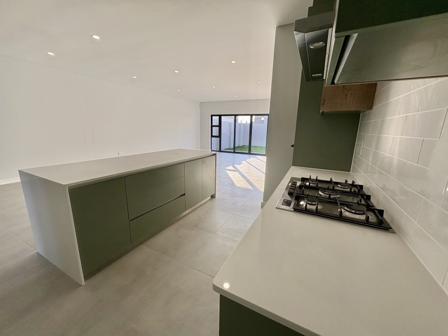 4 Bedroom Property for Sale in Sandown Western Cape